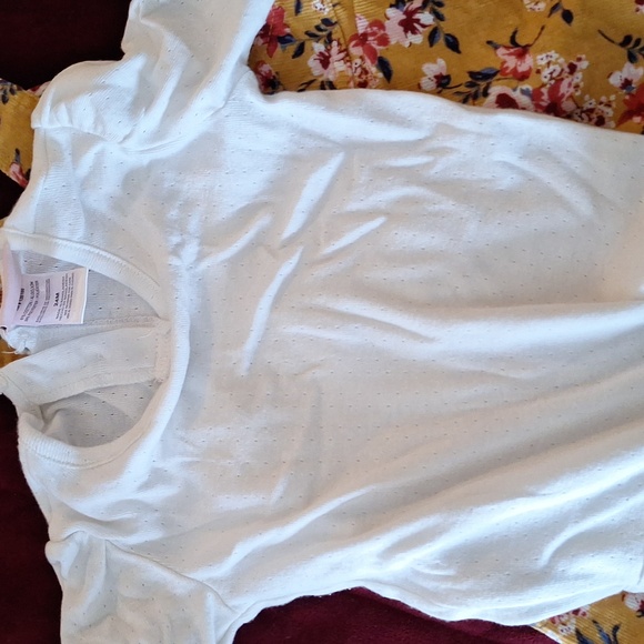 Two dresses - Picture 8 of 9